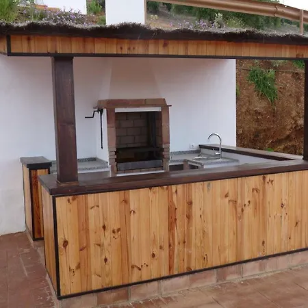 El Balcon De La Brena Country house *